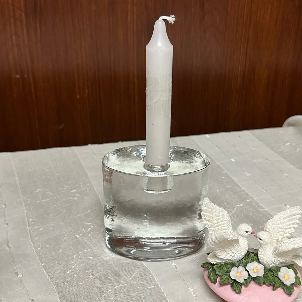 Oval Taper Candle Holder Glass Ice Block texture